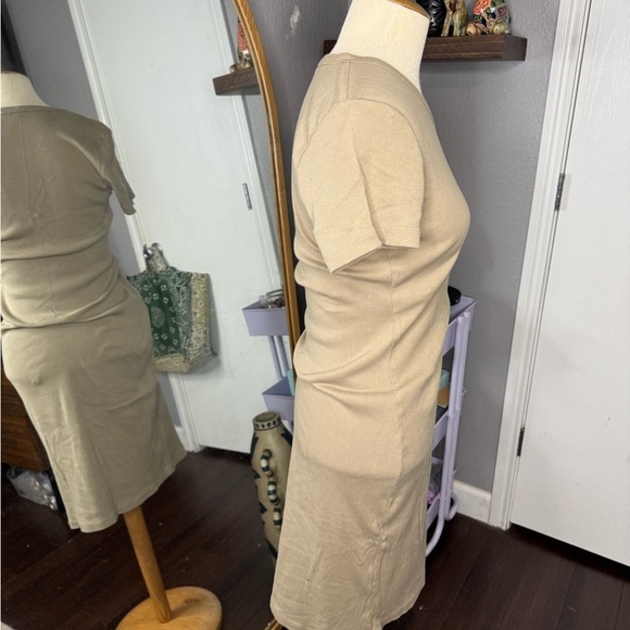 Beige Short Sleeve Dress - Picture 4 of 5